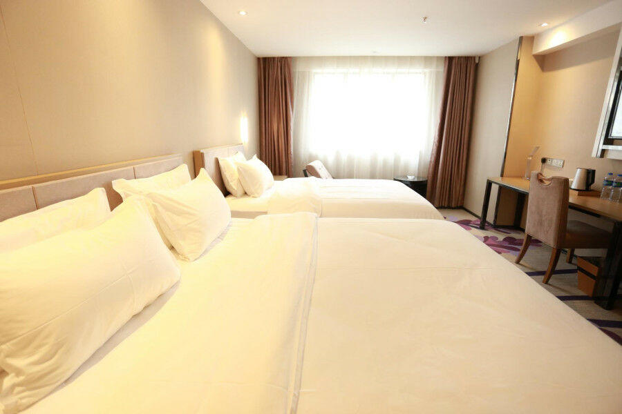 Lavande Hotel Baogang Avenue Guangbai Xinyi Branch 広州 エクステリア 写真