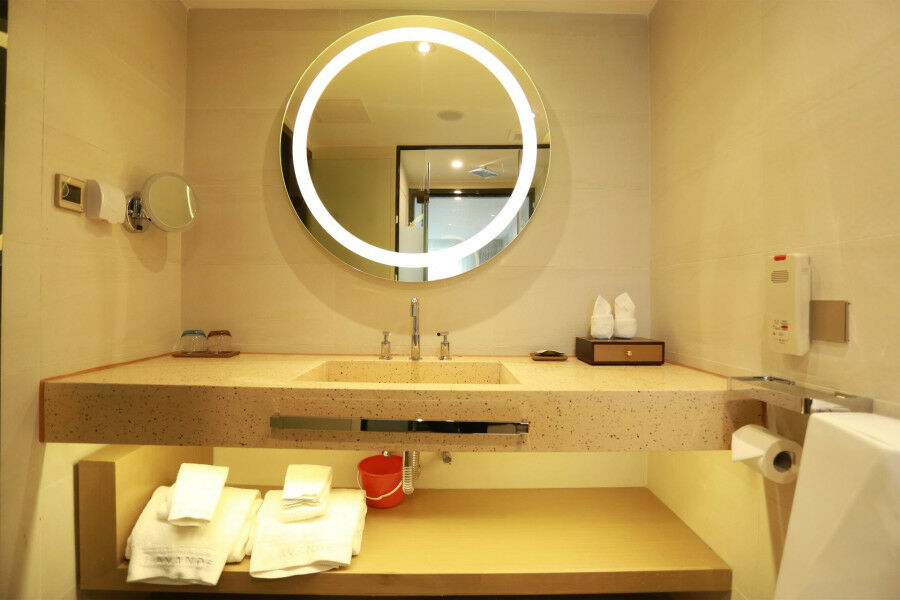 Lavande Hotel Baogang Avenue Guangbai Xinyi Branch 広州 エクステリア 写真